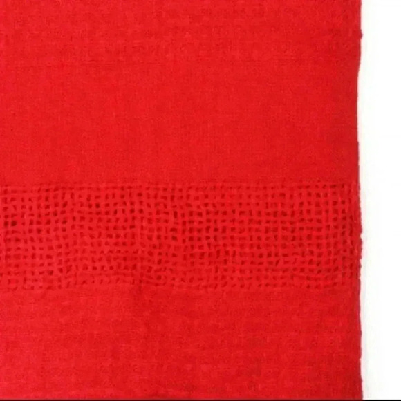 RED KNIT INFINITY SCARF - Picture 4 of 4